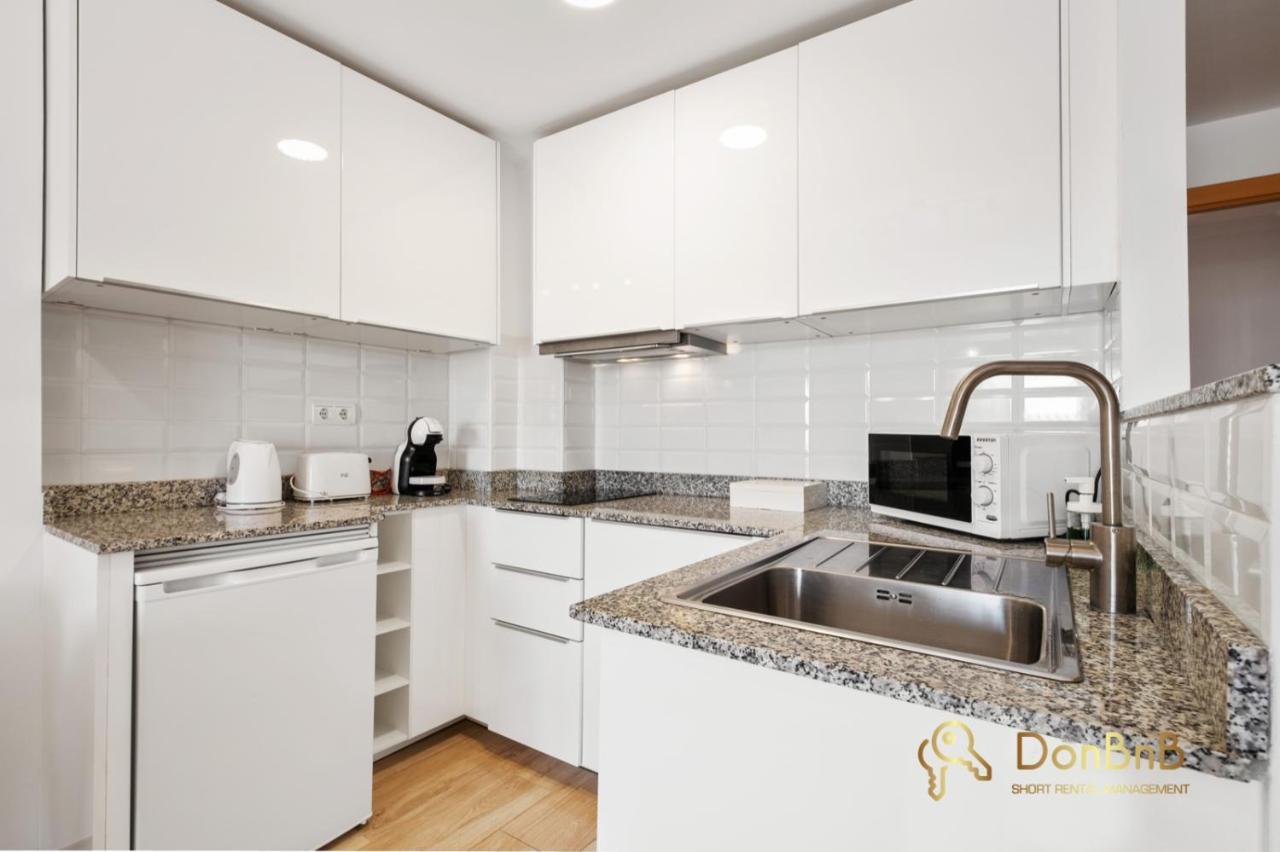 Cozy Apartment With Sea View And Private Parking In Fuengirola Buitenkant foto