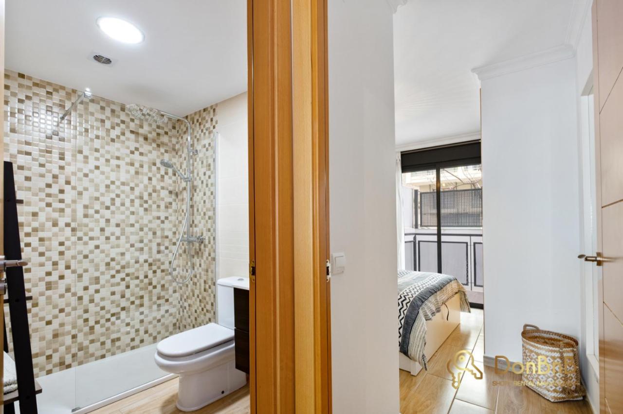Cozy Apartment With Sea View And Private Parking In Fuengirola Buitenkant foto